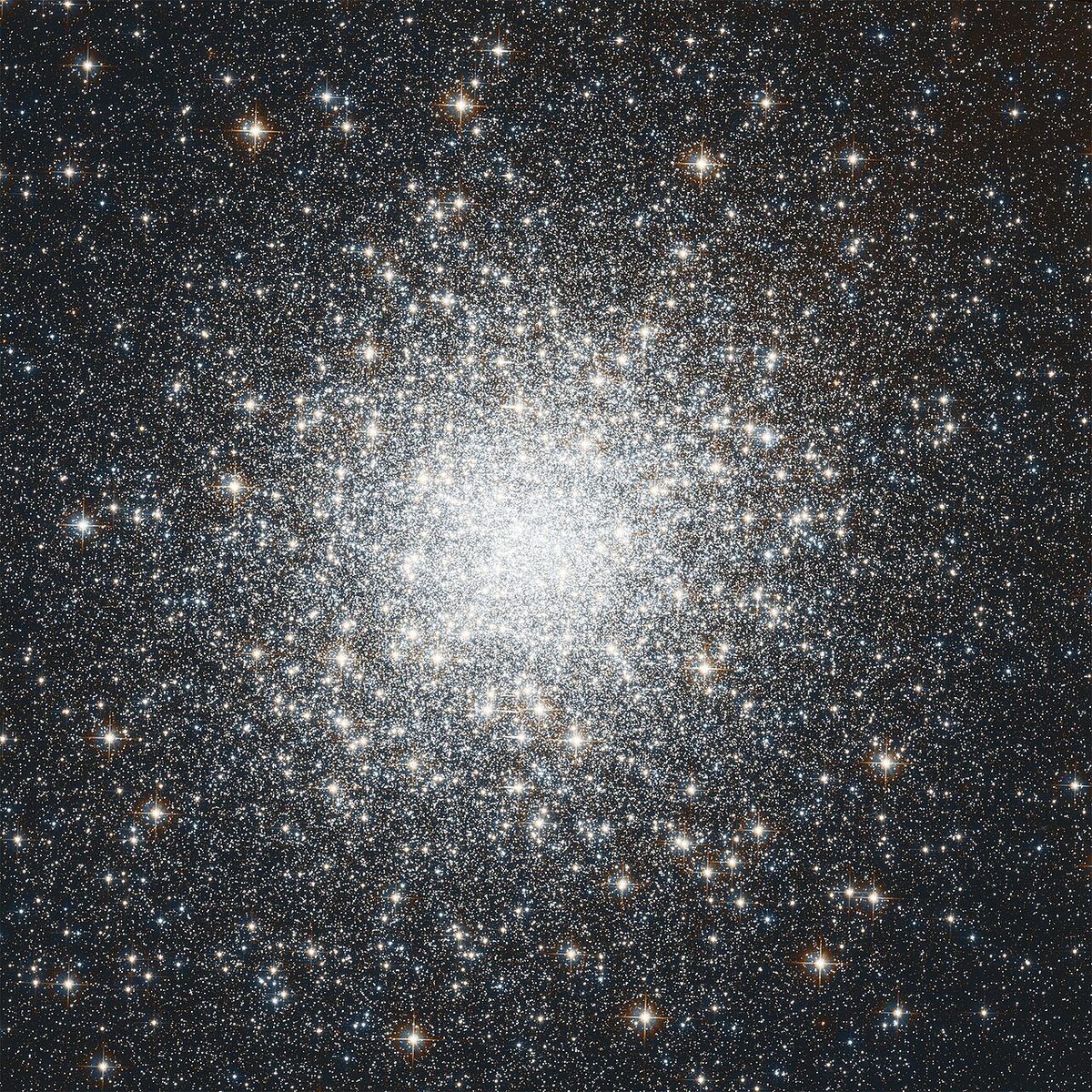 Photograph of M2, a globular cluster in Aquarius