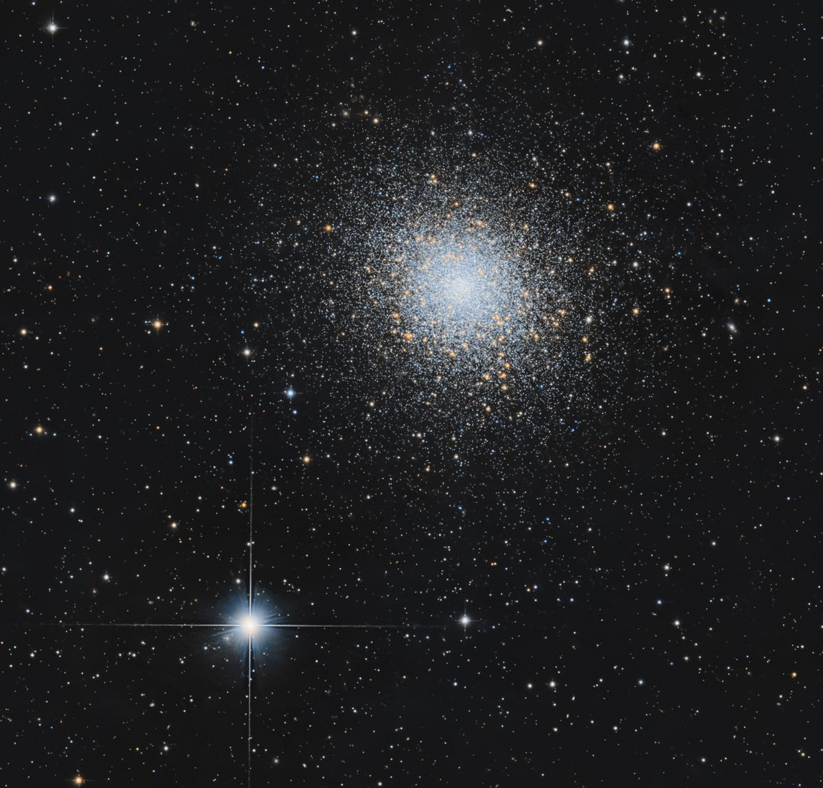 Photograph of M5, a globular cluster in Serpens