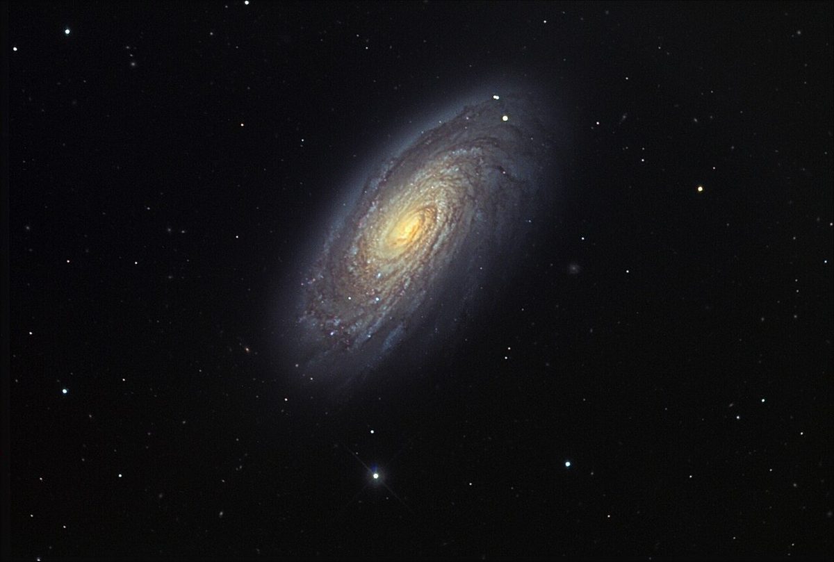 Photograph of M88, a spiral galaxy in Coma Berenices